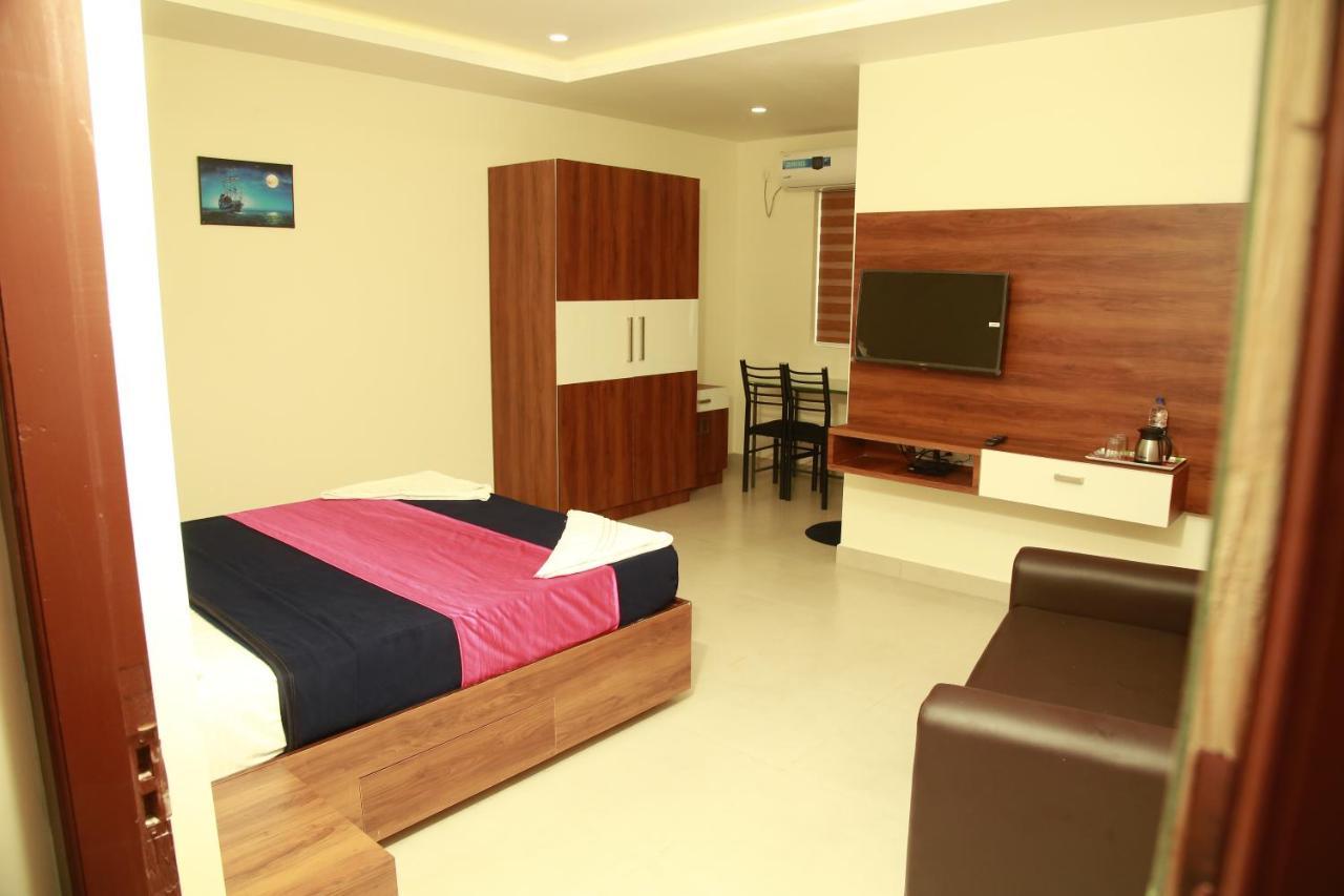 Dreams Residency Manjeri Exterior photo