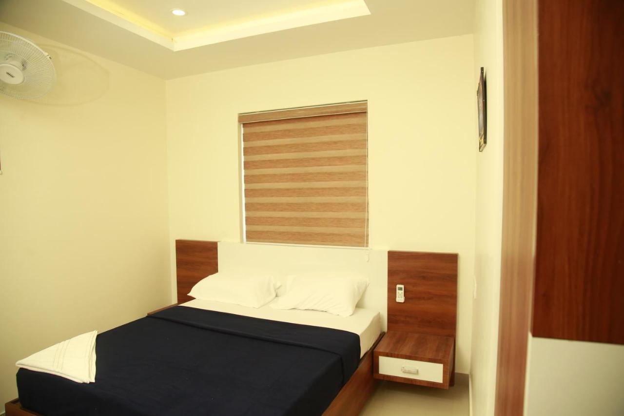 Dreams Residency Manjeri Exterior photo