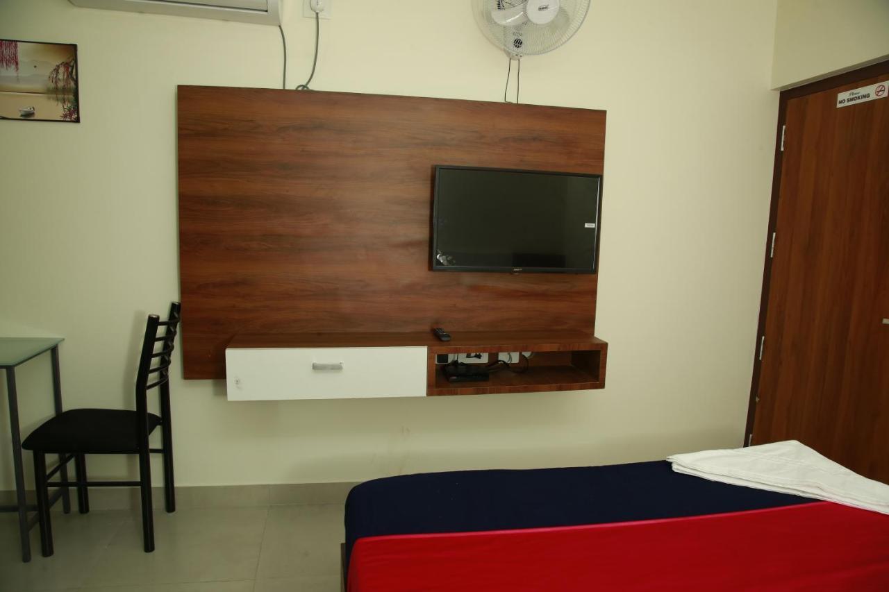 Dreams Residency Manjeri Exterior photo
